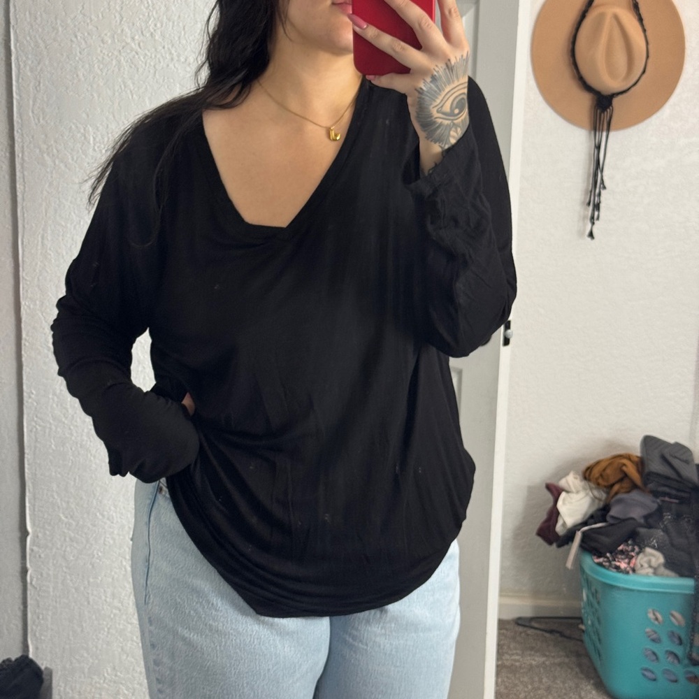 Impressions online boutique Black V Neck size 3x soft - Picture 5 of 5